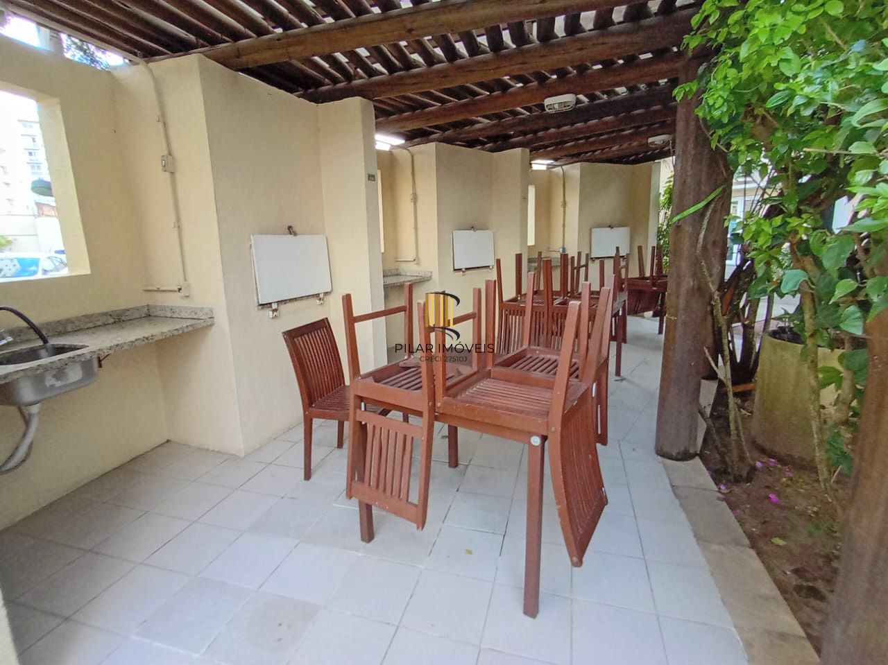 Apartamento 2 dormitórios no bairro Cristal