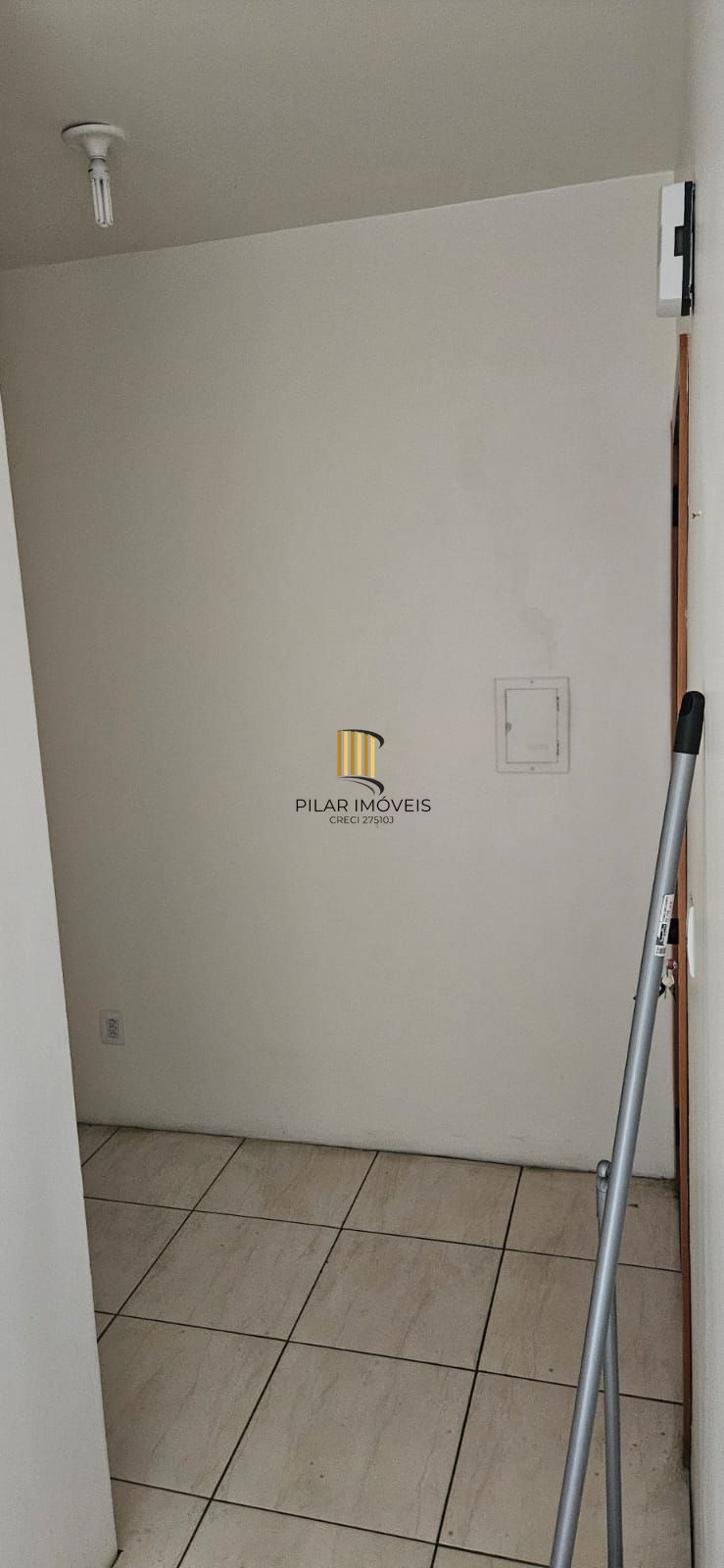 Excelente sala comercial na Av. Protásio Alves 3161 no  valor promocional!! -0 dormitório