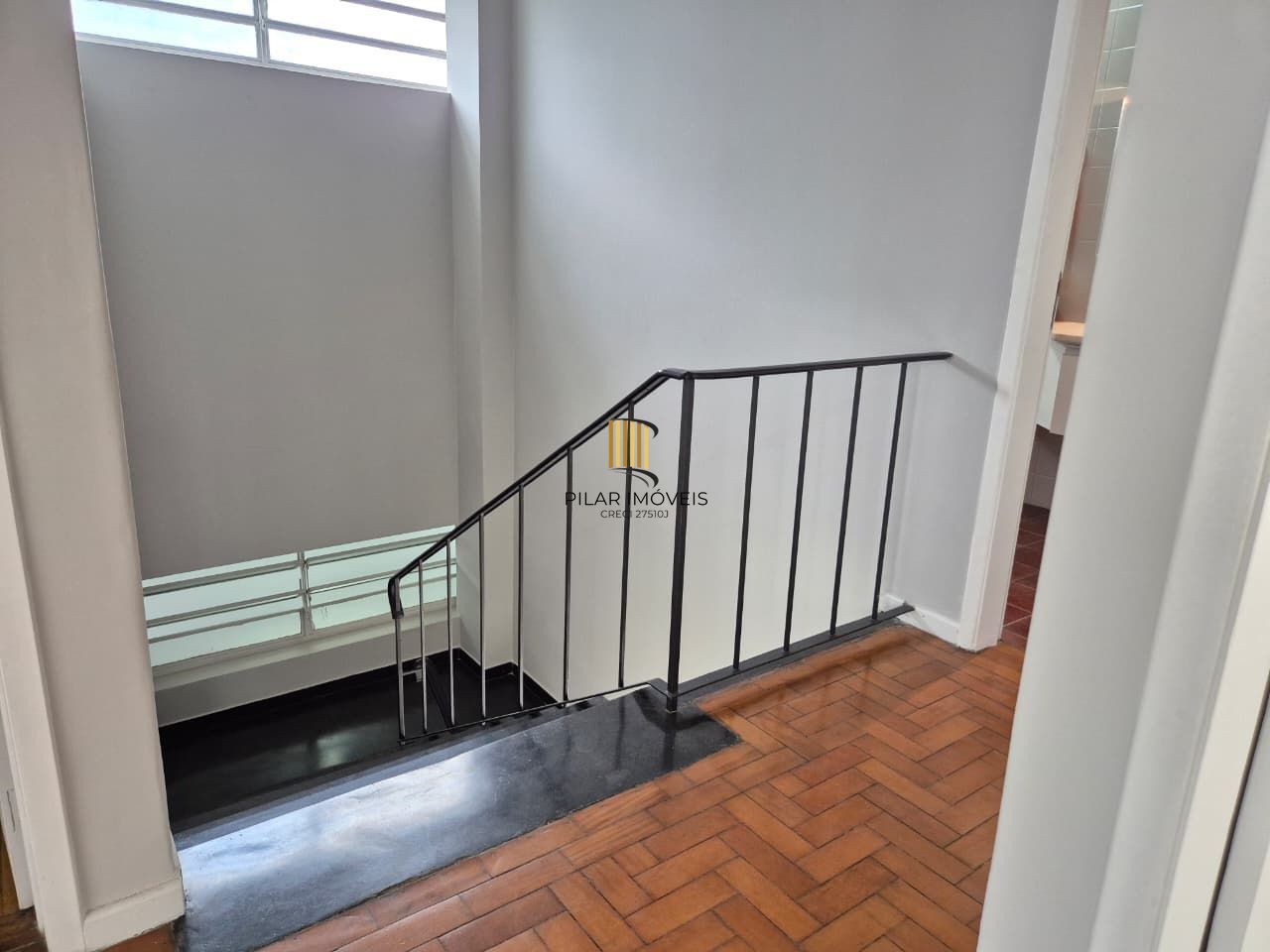 Casa comercial no miolo do bairro Menino Deus