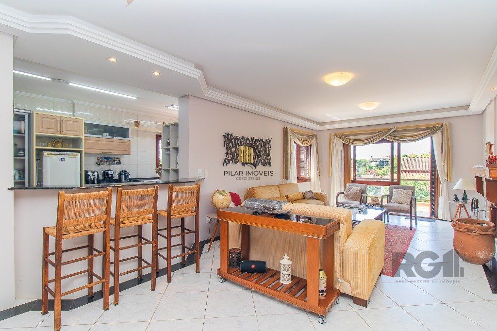 casa - 3 dorms. 2 vagas - 350 m² - Teresópolis
