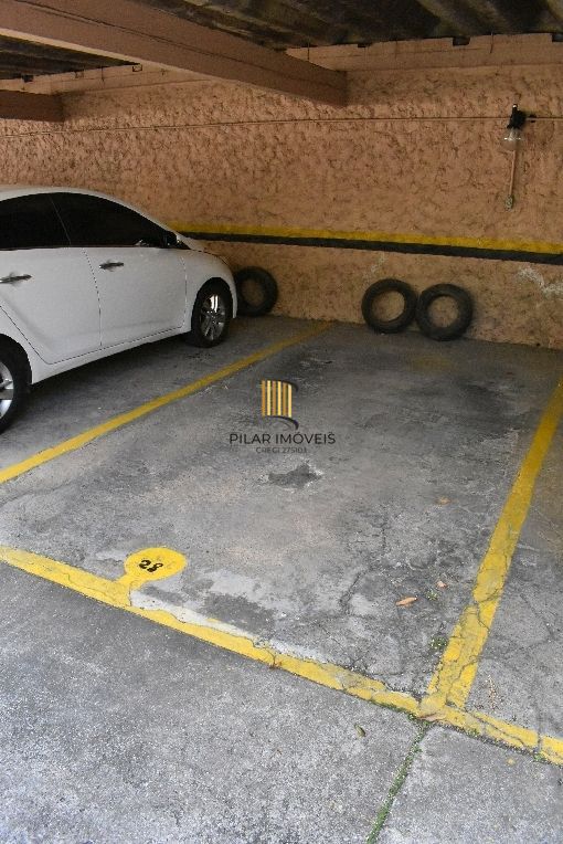 Apartamento 3 dormitorios vaga coberta Menino Deus