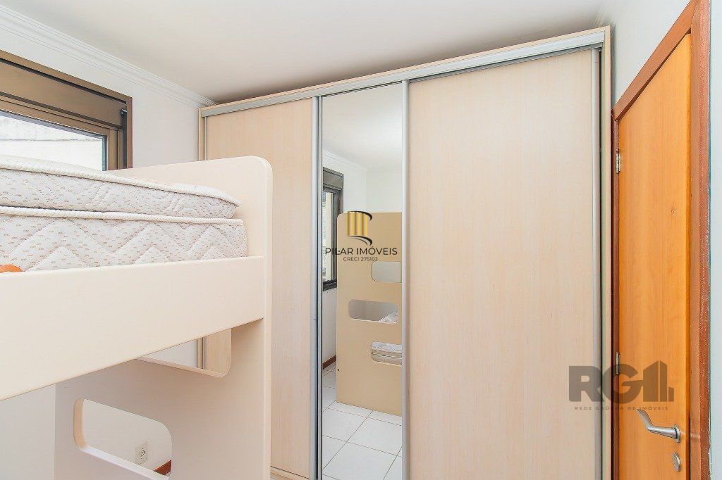 Apartamento 2 dormitórios, com suíte e churrasqueira