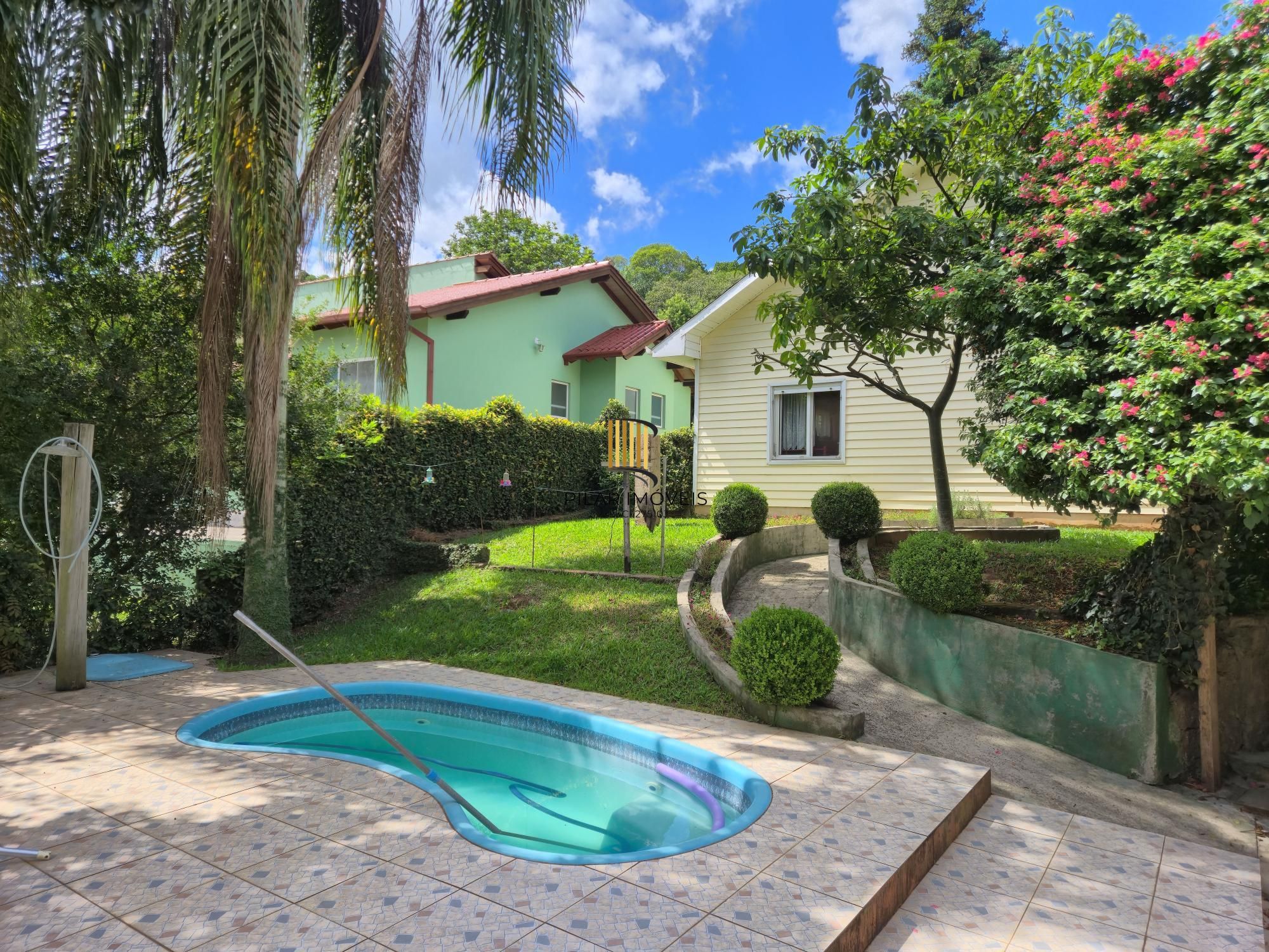 Casa no Condominio Condado de Castella