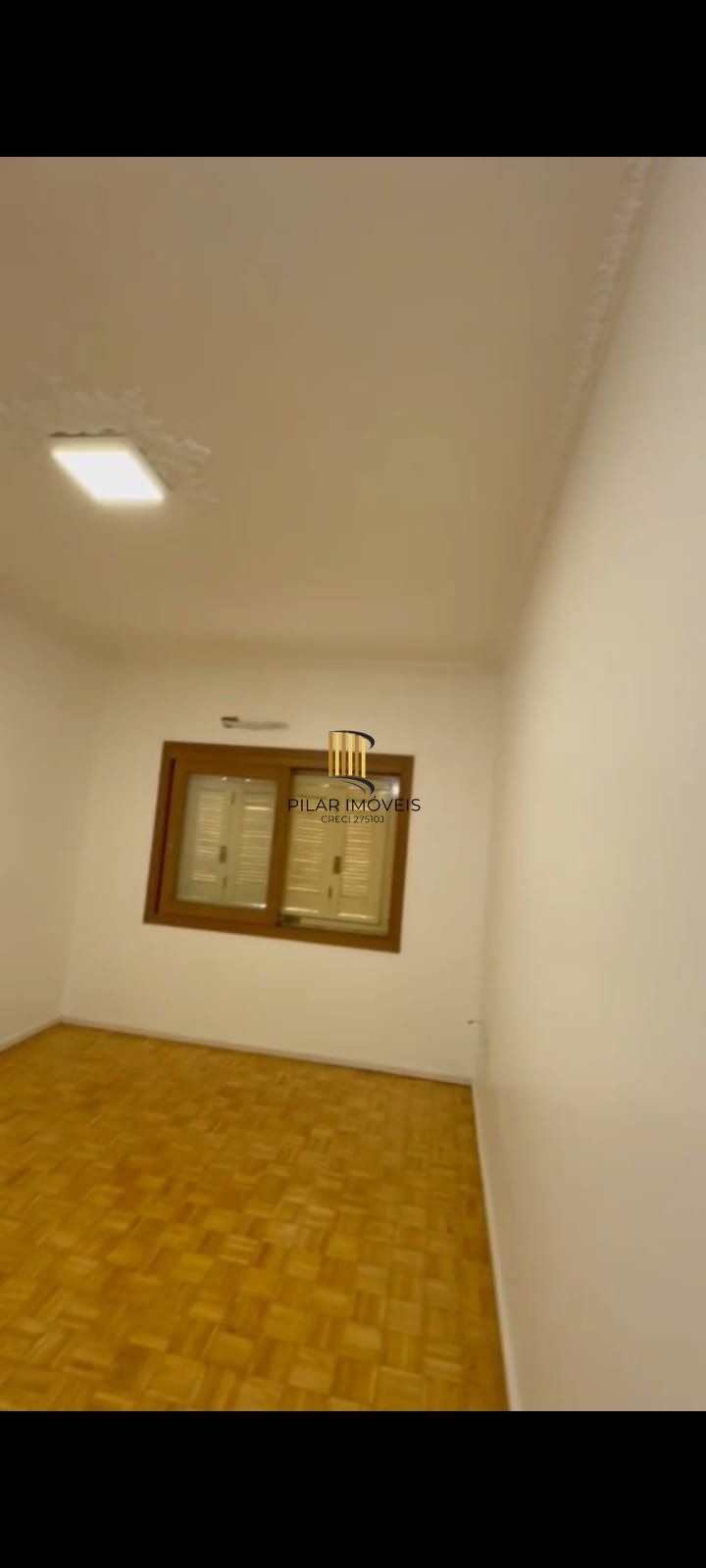 Apartamento 2 dormitórios com vaga no Menino Deus