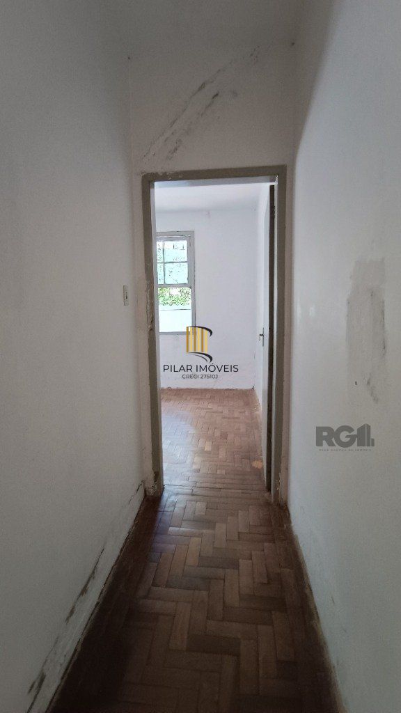 Apartamento de 2 dormitórios, 62m², térreo, frente leste/norte - BAIRRO AUXILIADORA