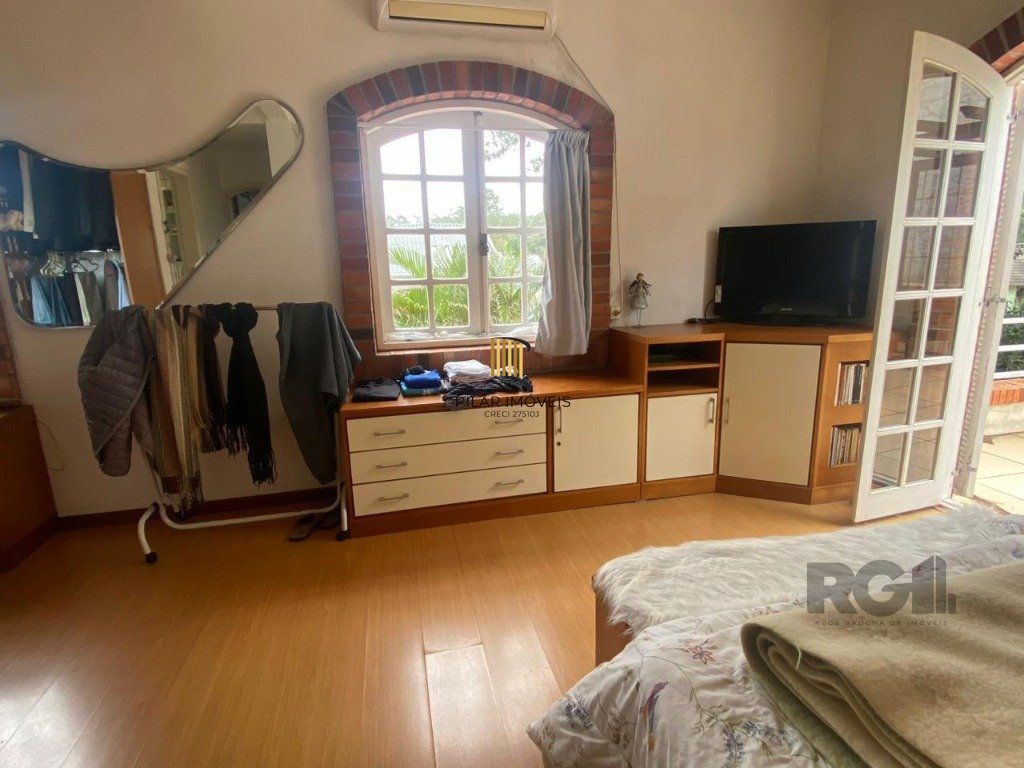 Casa em condomínio- 3 dorm. - 5 vagas -  270m² condomínio cantegril Viamão