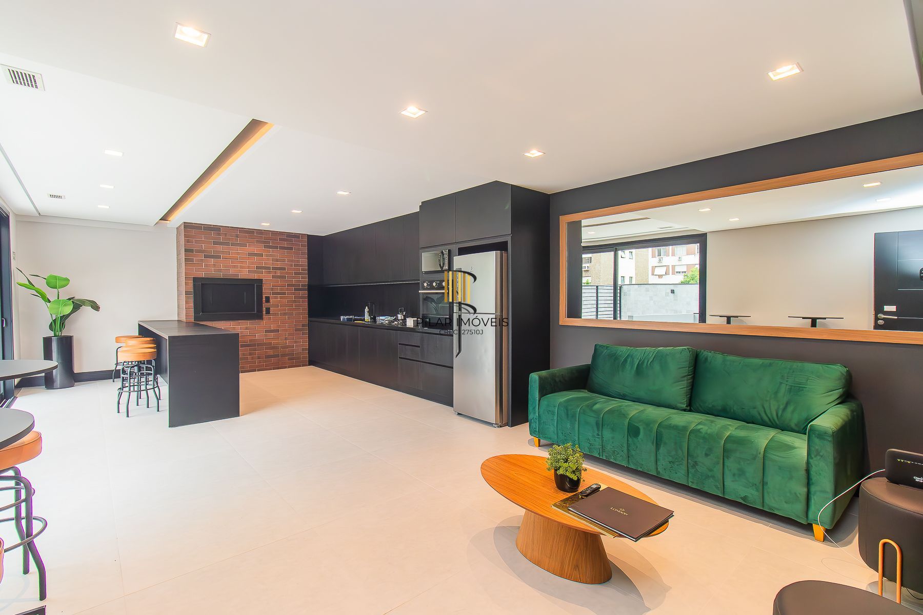 APARTAMENTO 3 dorm (1 suíte) 1 vaga dupla - 102,73m² - MENINO DEUS