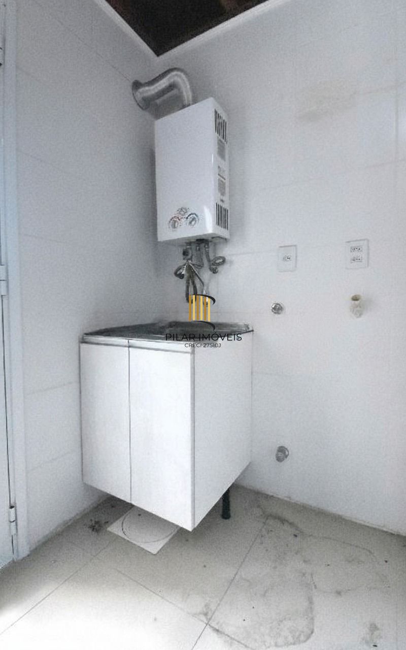 APARTAMENTO 2 DORMITÓRIOS COM 1 VAGA E SACADA COM CHURRASQUEIRA