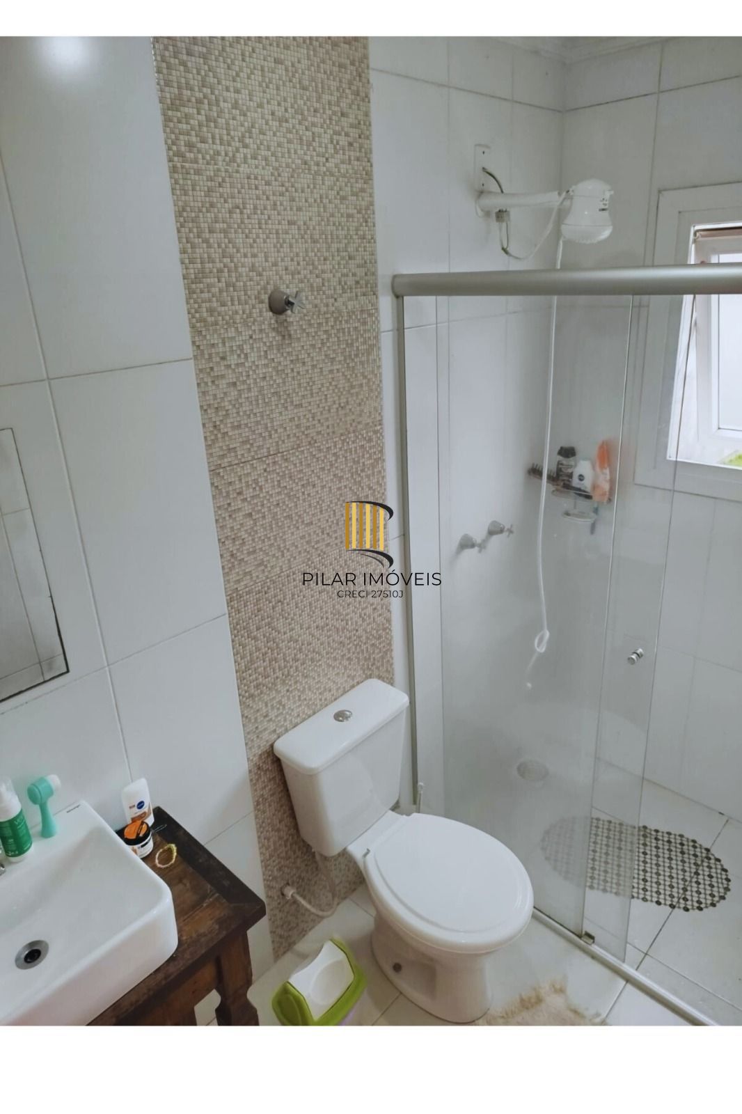 Sobrado à Venda – Conforto, Segurança e Vista Incrível para o Guaíba