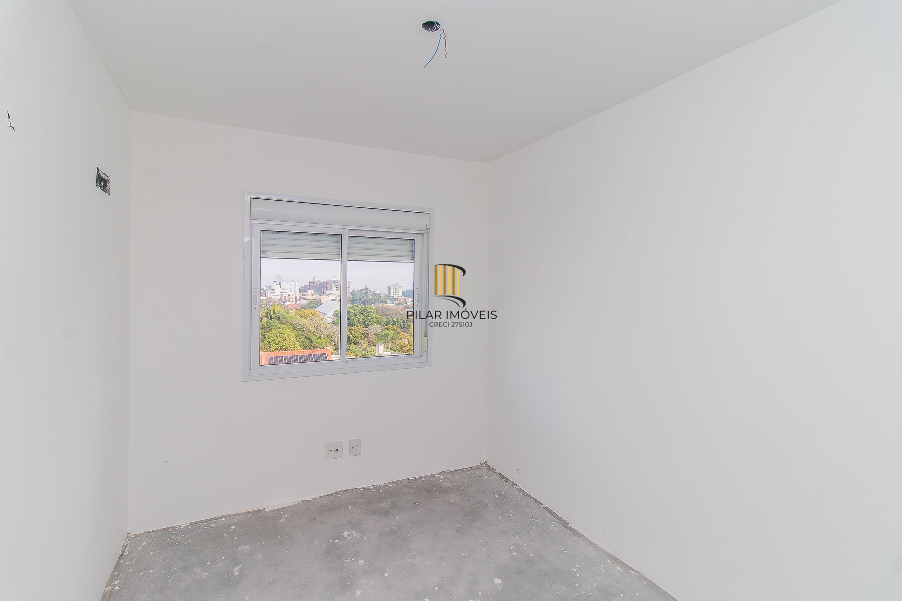 APARTAMENTO COBERTURA - 2 DORMS - 2 VAGAS - 166,21 m² - TRISTEZA