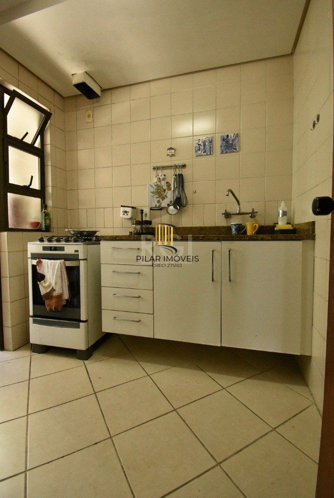 Apartamento para Venda - 57.38m², 2 dormitórios, 1 vaga - Menino Deus