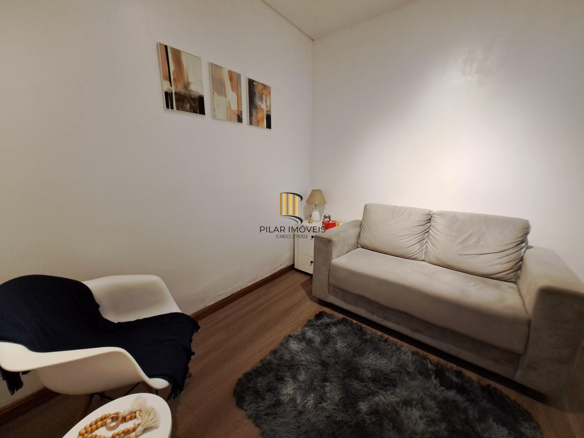 Sala/Loja montada para atendimento no Bom fim