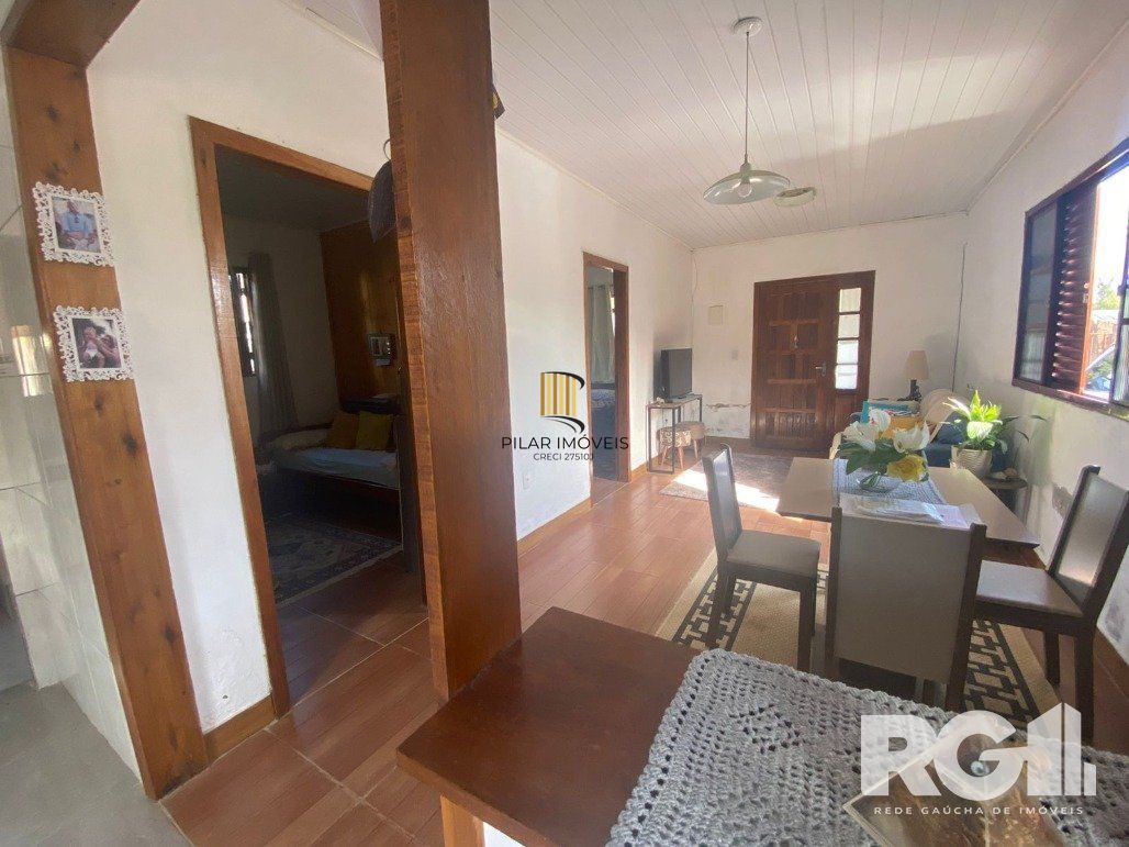 Casa 2 dormitórios no bairro Lami