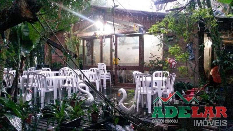 Apartamento no bairro Itapuã