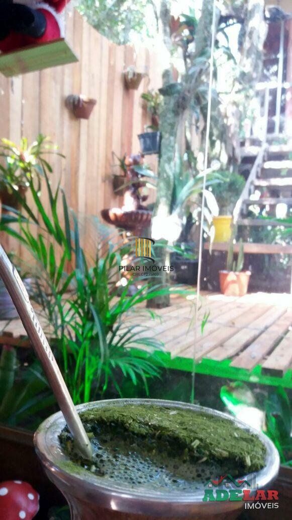 Apartamento no bairro Itapuã