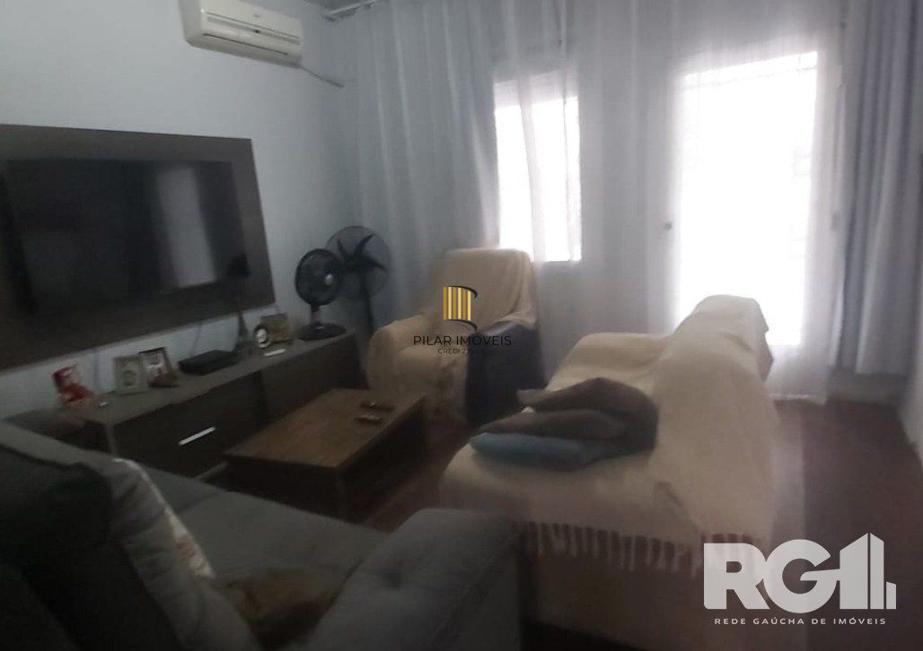 Casa 3 dormitórios no bairro Cristal