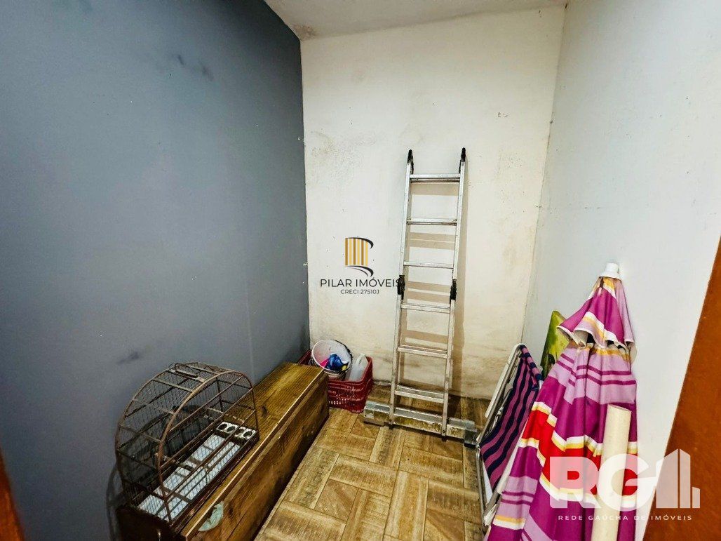 Casa 3 dormitórios no bairro Lami
