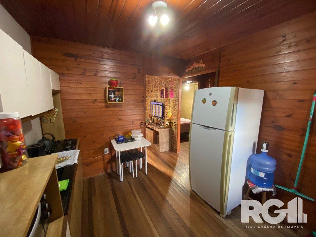 Casa 2 dormitórios no bairro Ponta Grossa