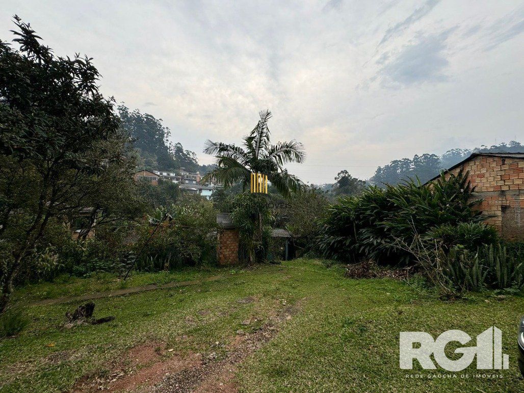 Casa 3 Dormitório(s) Bairro Cascata
