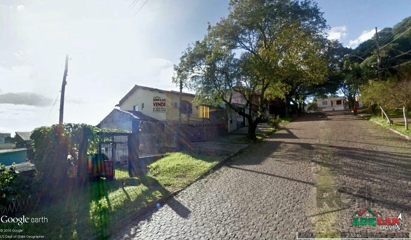 Casa 3 dormitórios no bairro Medianeira