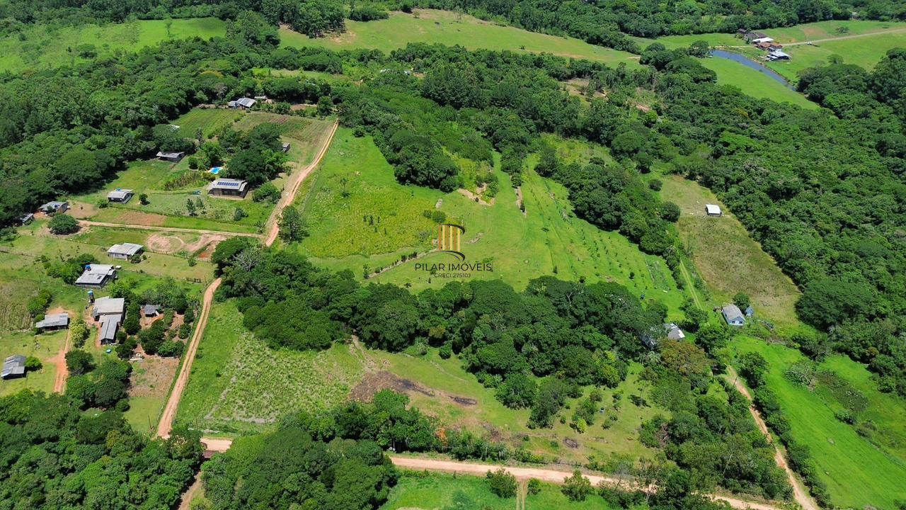 Sítio 3 dormitórios no bairro Branquinha