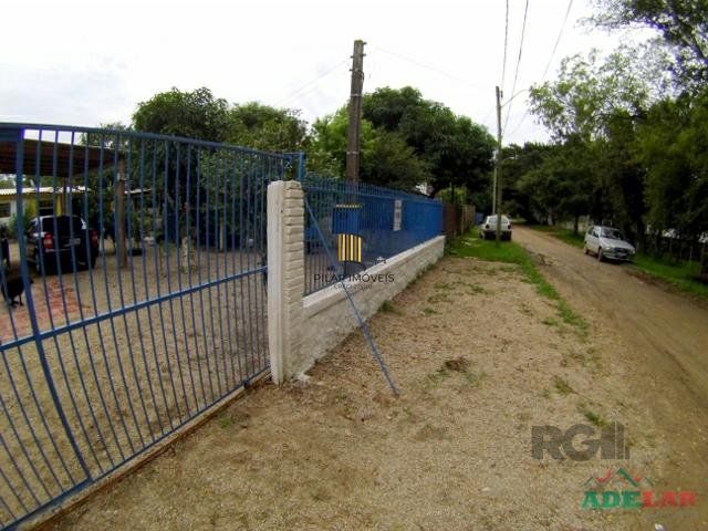 Casa 2 dormitórios no bairro Lami