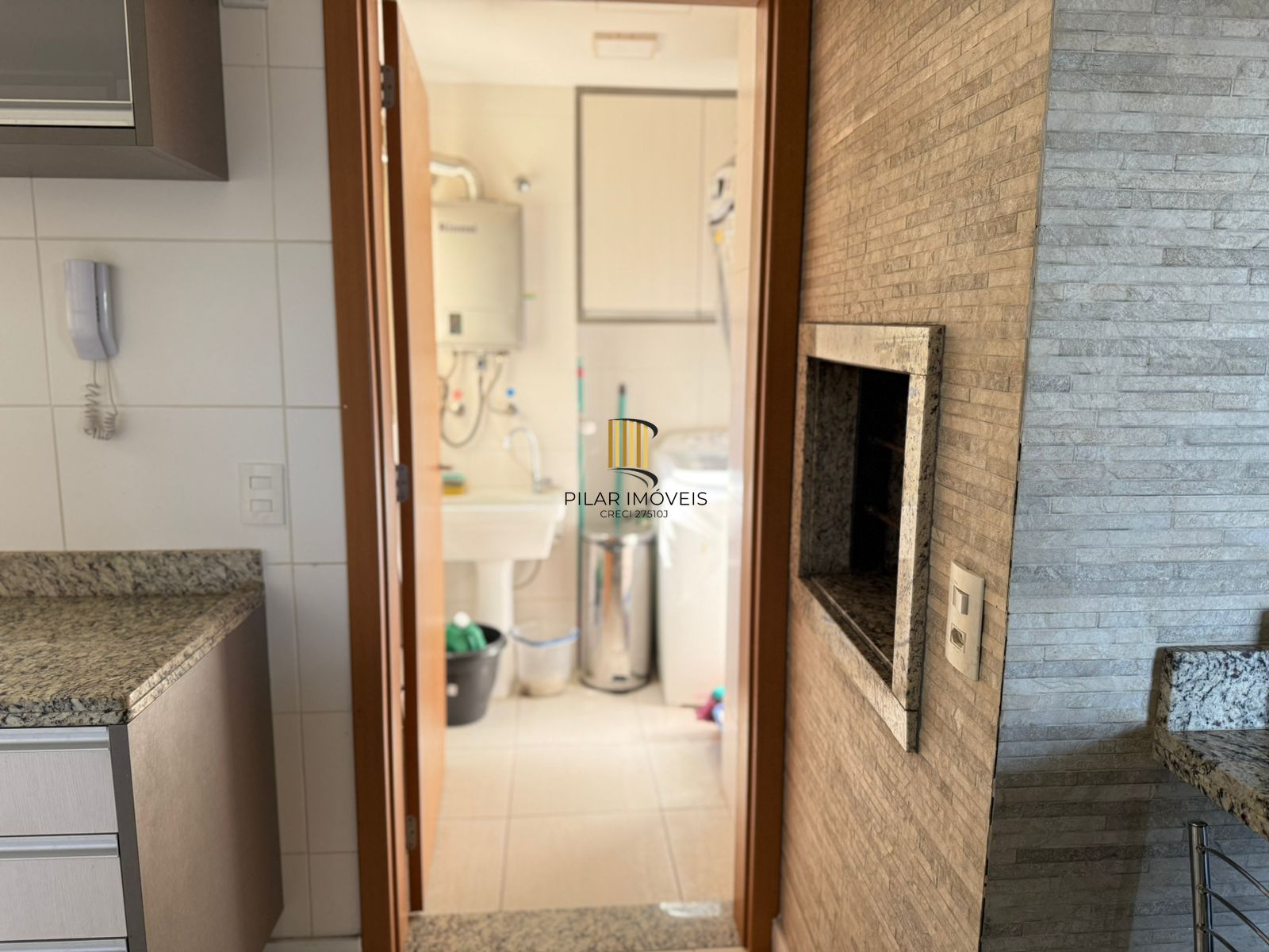 Apartamento 3 dormitórios no bairro Cavalhada