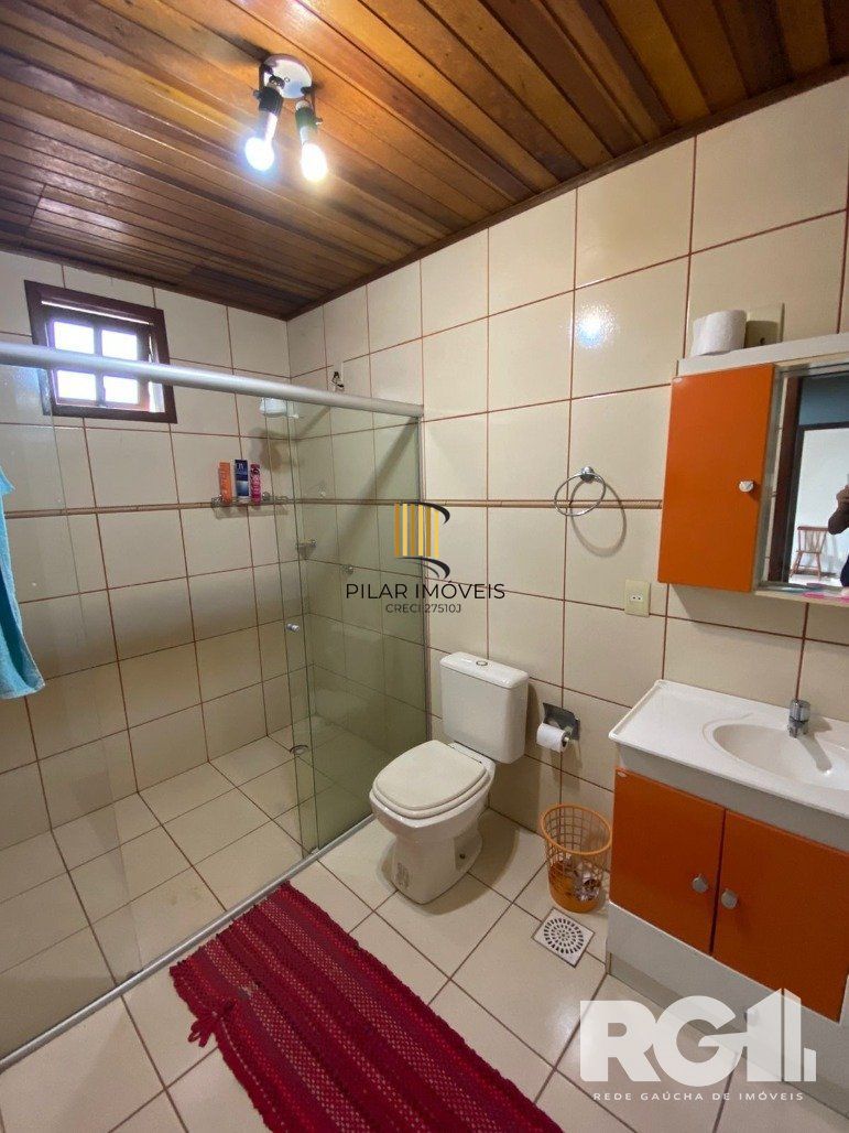 Casa 3 dormitórios no bairro Hípica