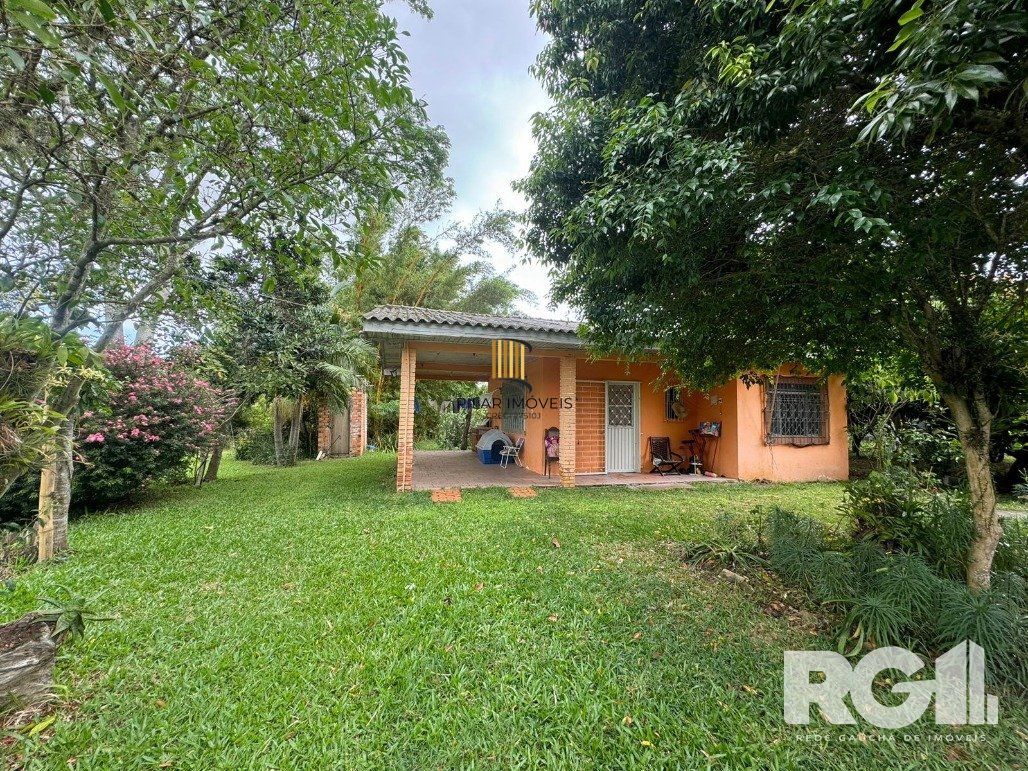 Sítio 1 dormitório no bairro Parque Florestal Itapuã