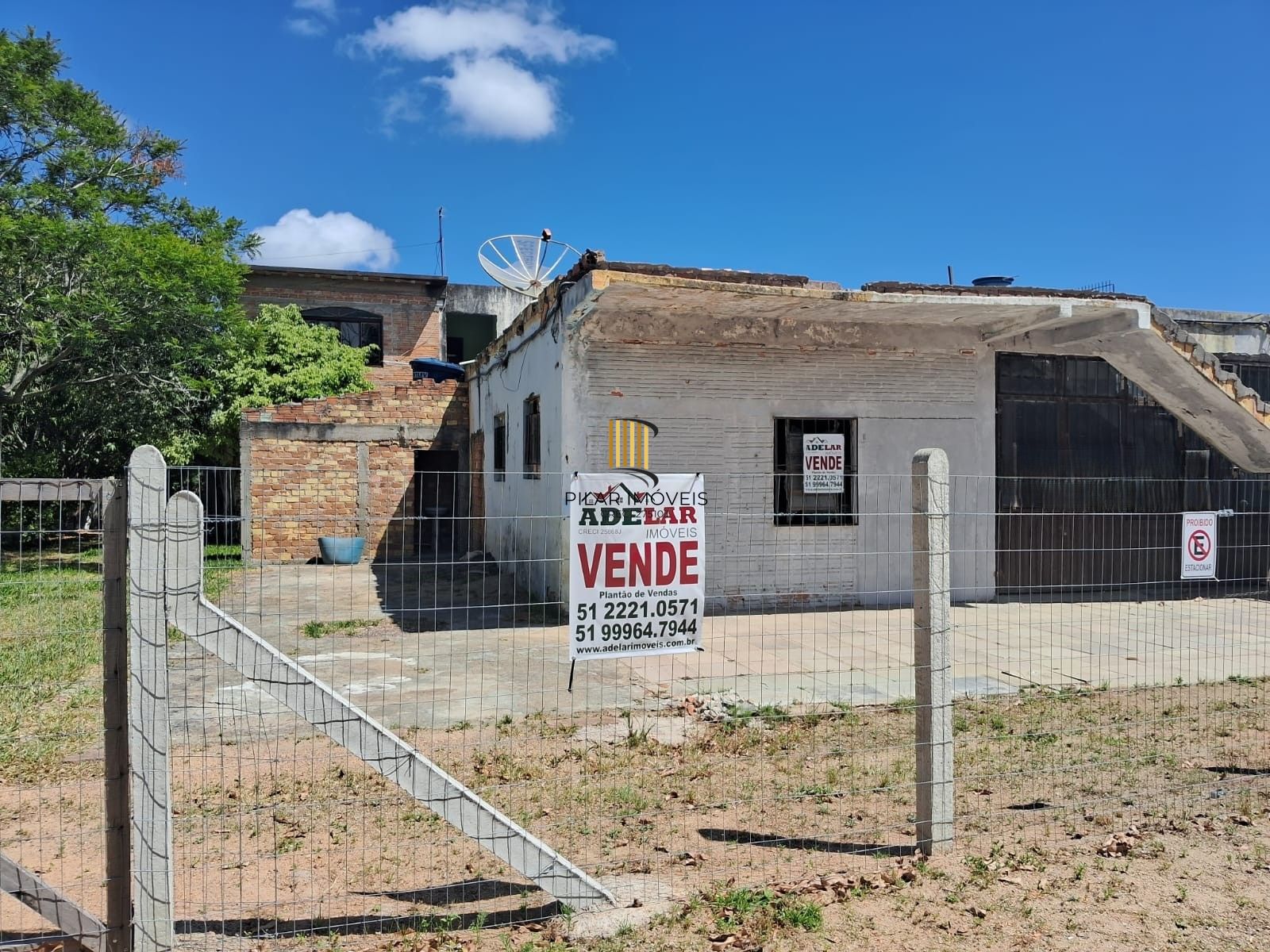 Prédio Comercial 2 dormitórios no bairro Centro (Itapuã)