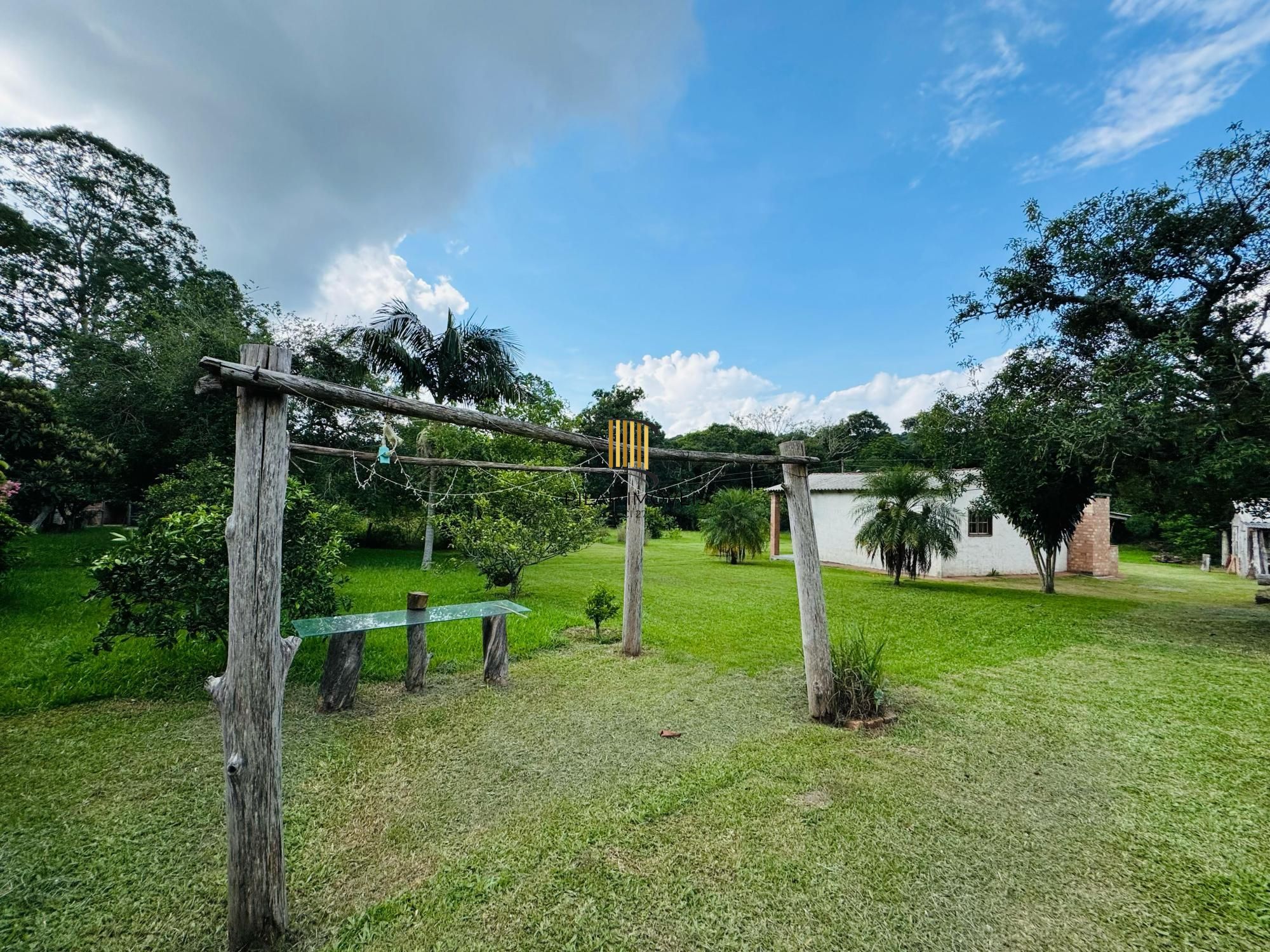 Sítio 3 dormitórios no bairro Lomba do Pinheiro