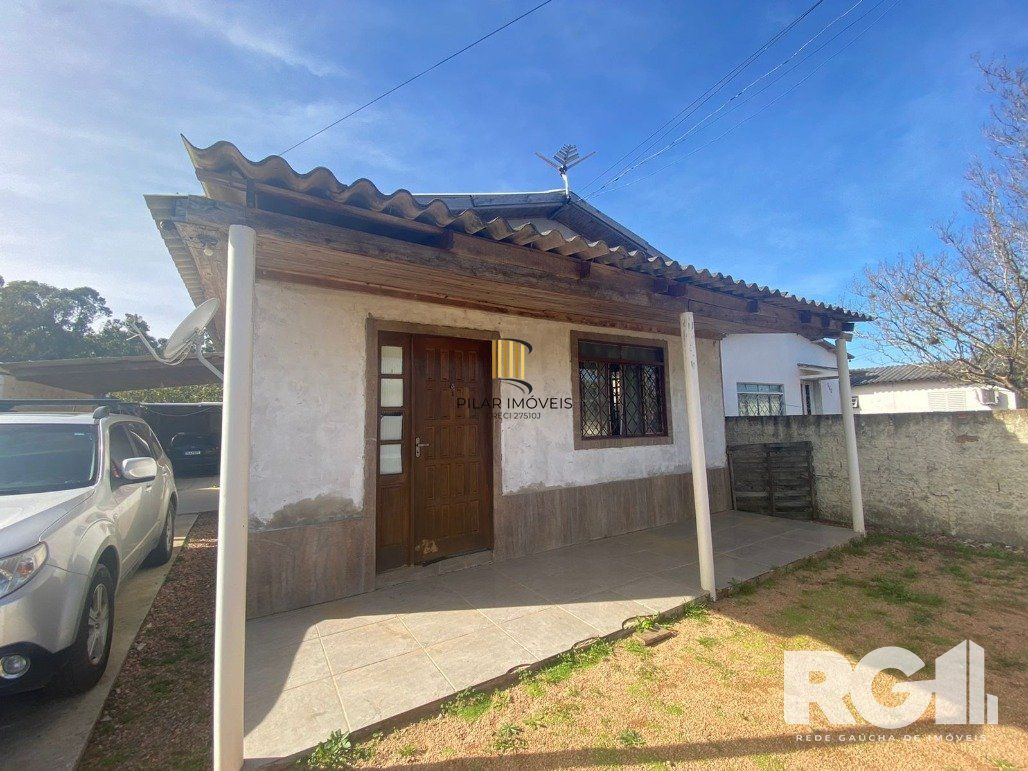 Casa 2 dormitórios no bairro Lami