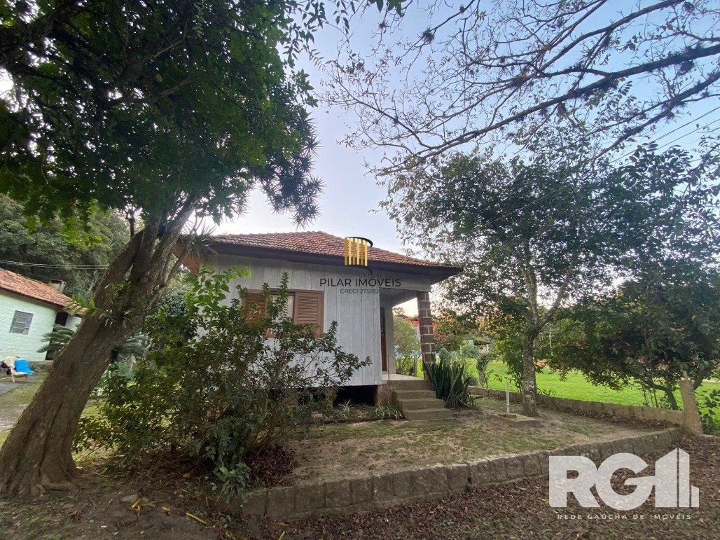 Sítio 3 dormitórios no bairro Itapuã