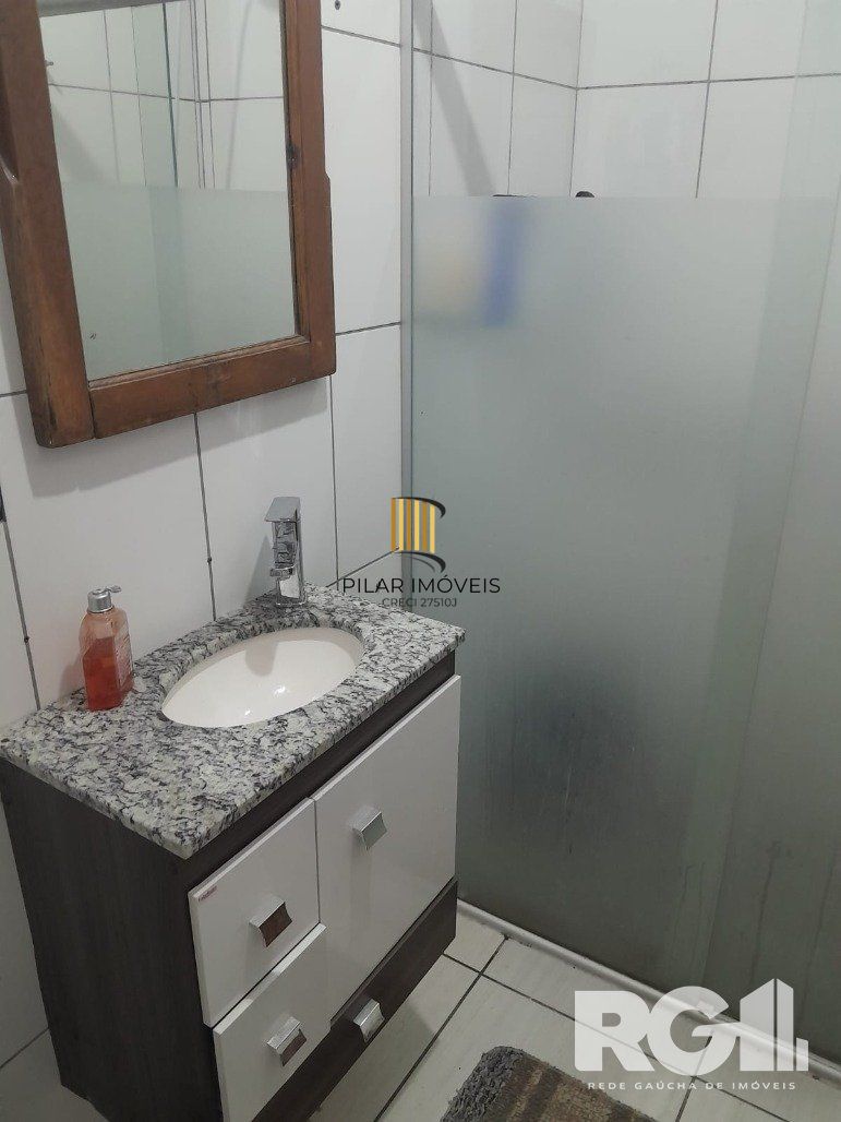 Casa 3 dormitórios no bairro Hípica