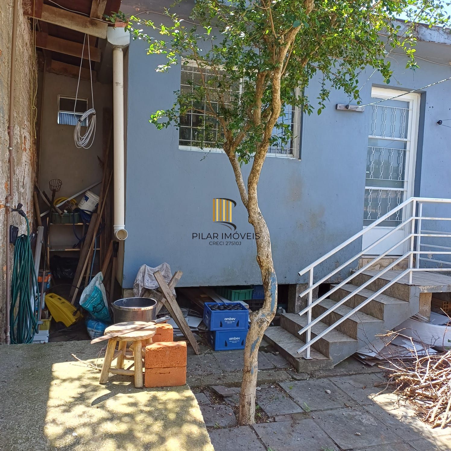 Casa 3 dormitórios no bairro Nonoai