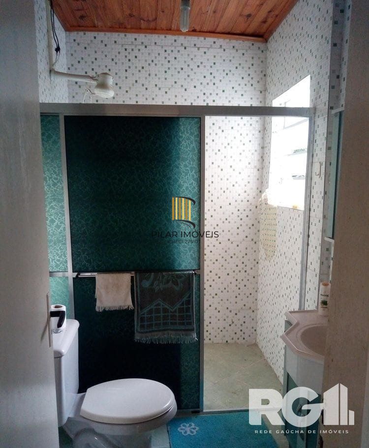 Casa 2 dormitórios no bairro Lami