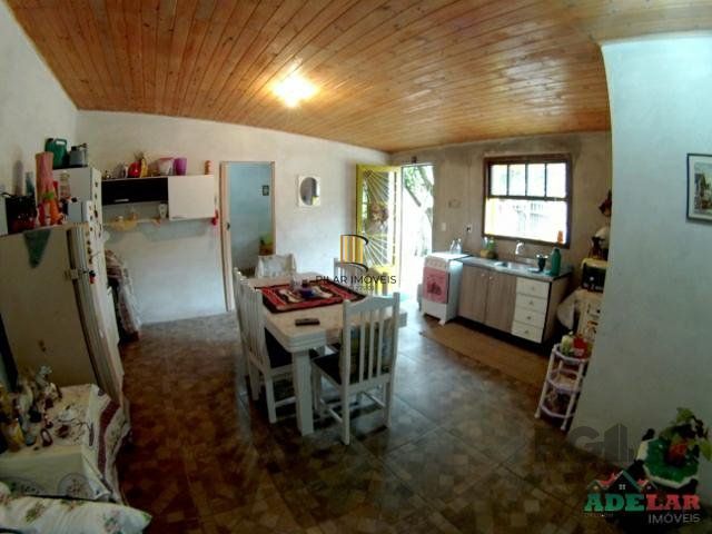 Casa 2 dormitórios no bairro Lami