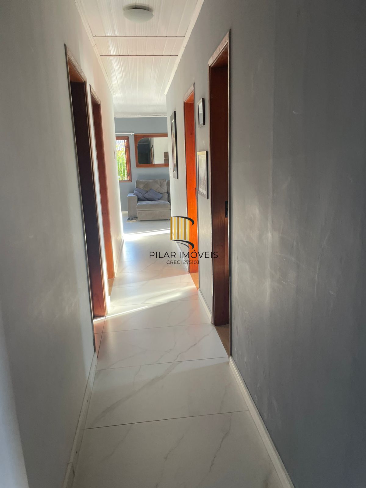 Casa 3 dormitórios no bairro Restinga