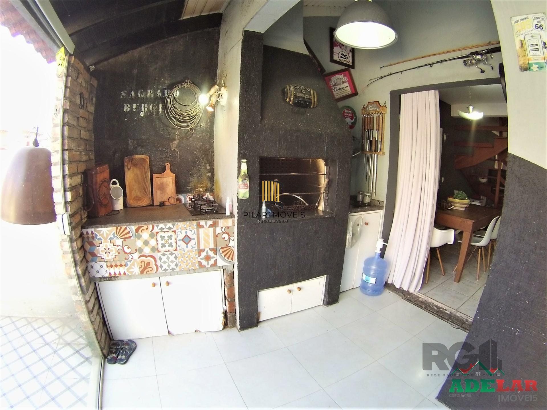 Casa 2 dormitórios no bairro Aberta dos Morros