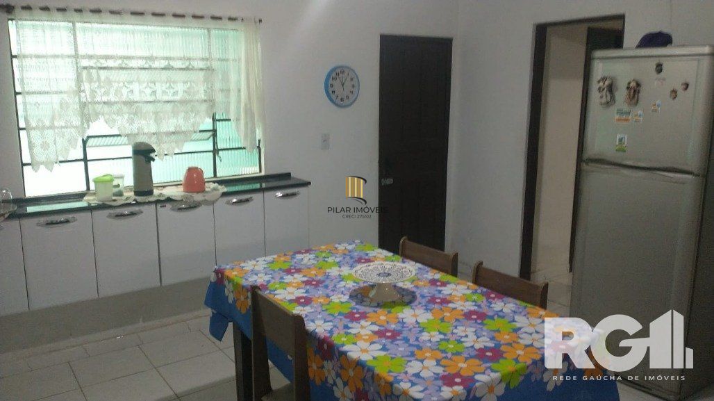 Casa 2 dormitórios no bairro Restinga