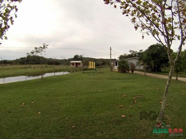 Sítio 4 dormitórios no bairro Itapuã