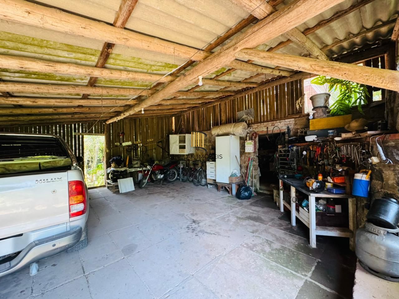 Sítio à venda na Estrada das Quirinas