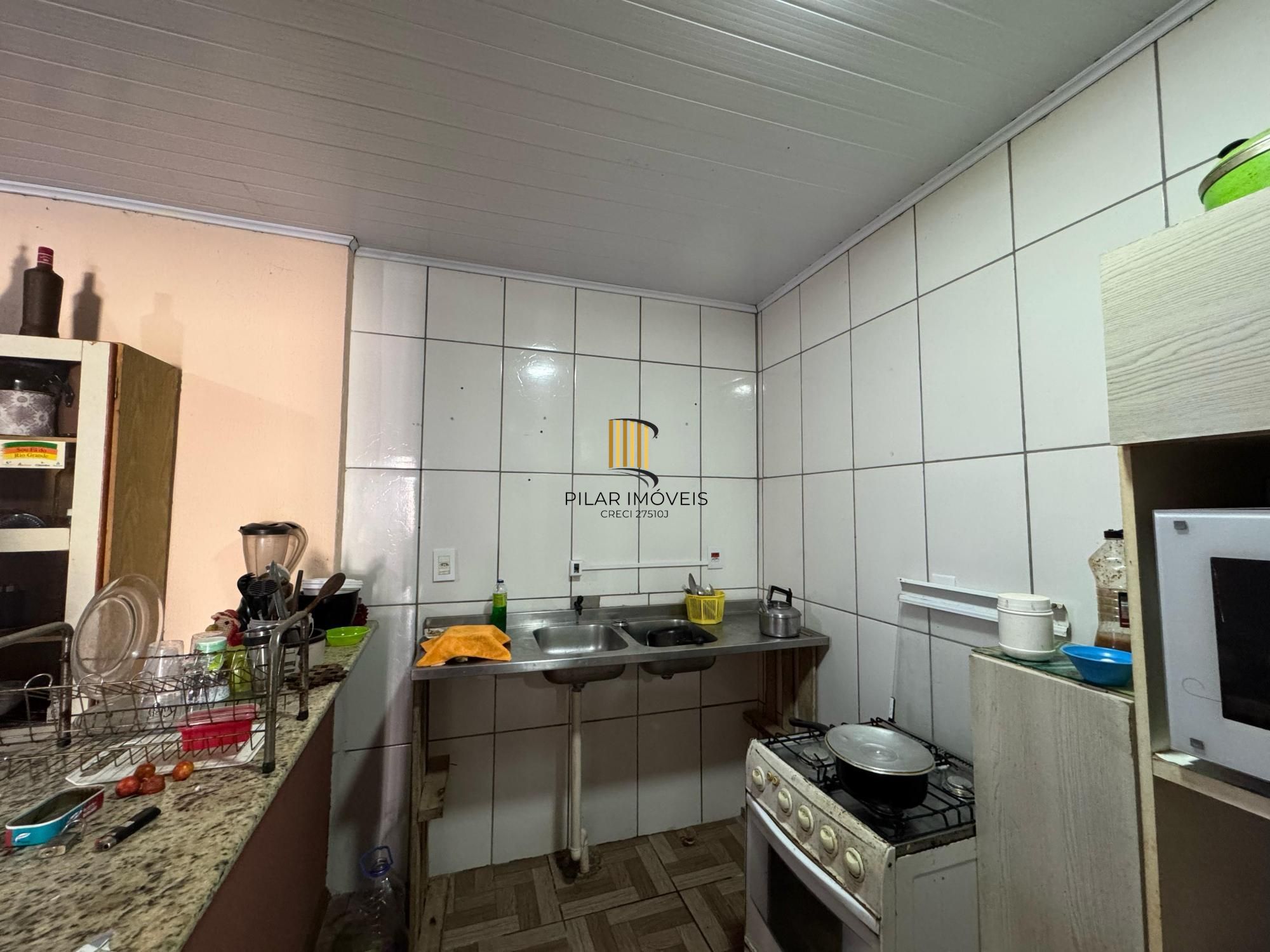 Casa 2 dormitórios no bairro Restinga