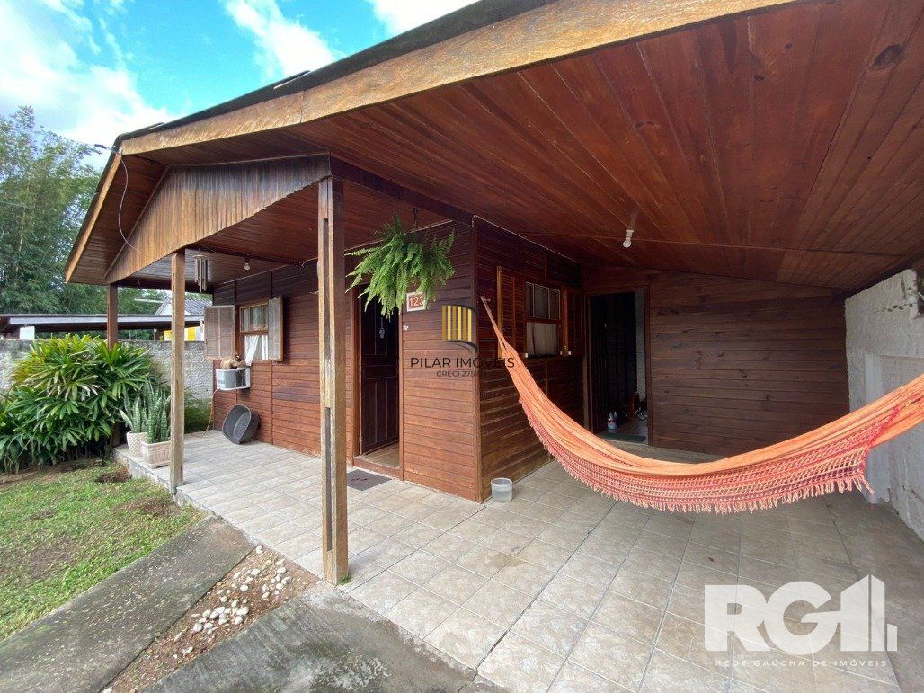 Casa 2 dormitórios no bairro Ponta Grossa