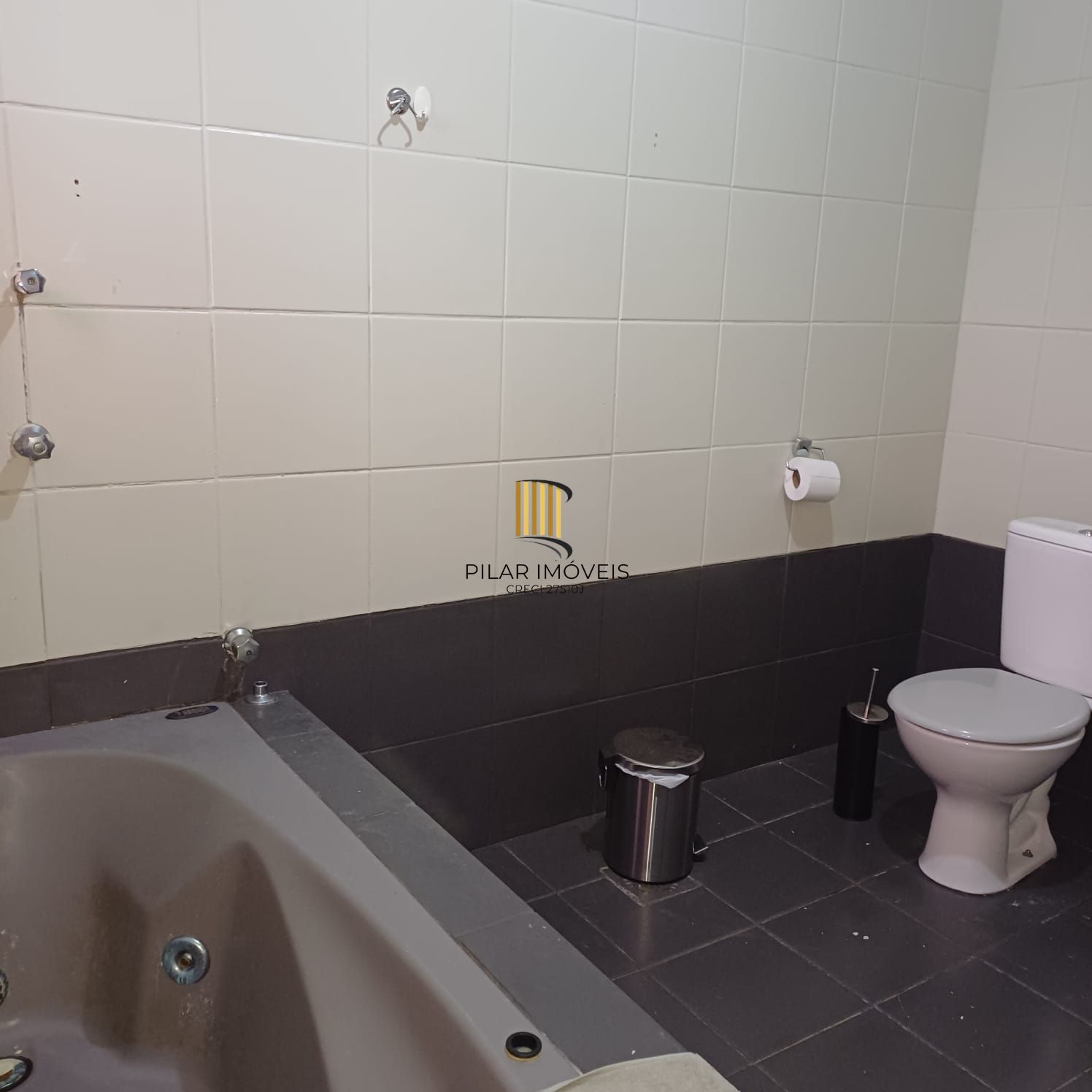 Casa 3 dormitórios no bairro Nonoai