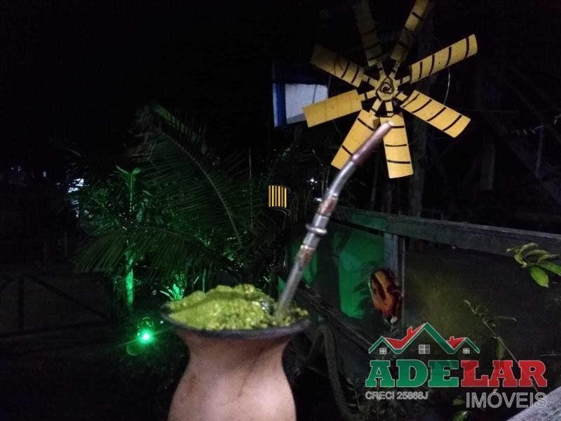 Apartamento no bairro Itapuã