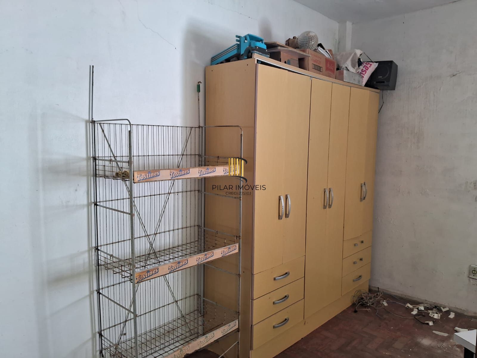 Prédio Comercial 2 dormitórios no bairro Centro (Itapuã)