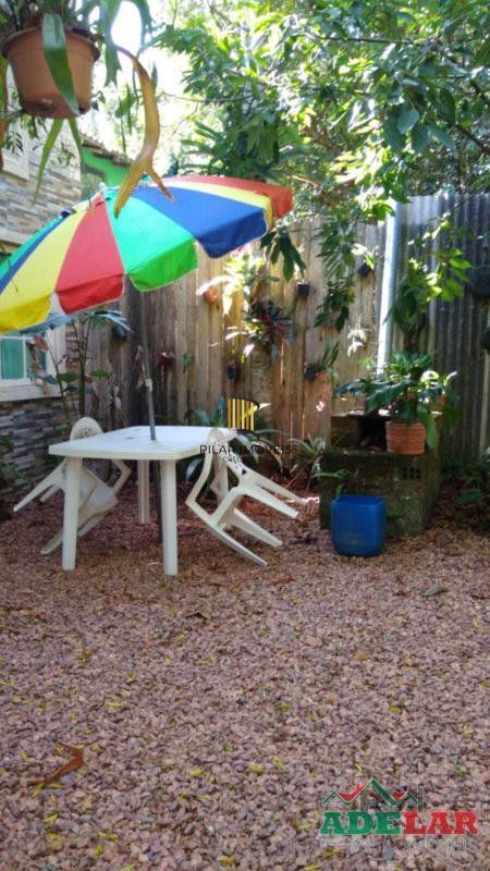 Apartamento no bairro Itapuã