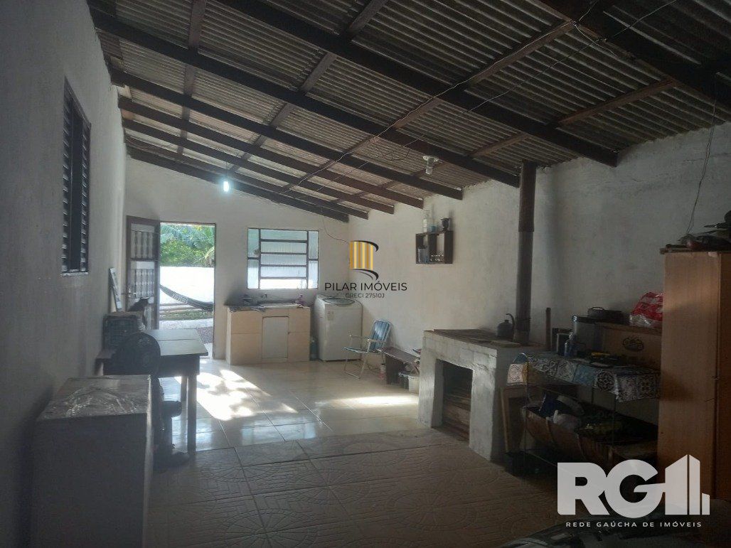 Casa 3 dormitórios no bairro Lami