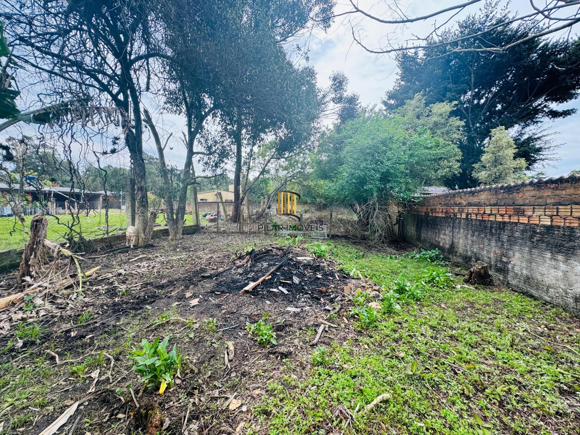 Terreno no bairro Itapuã